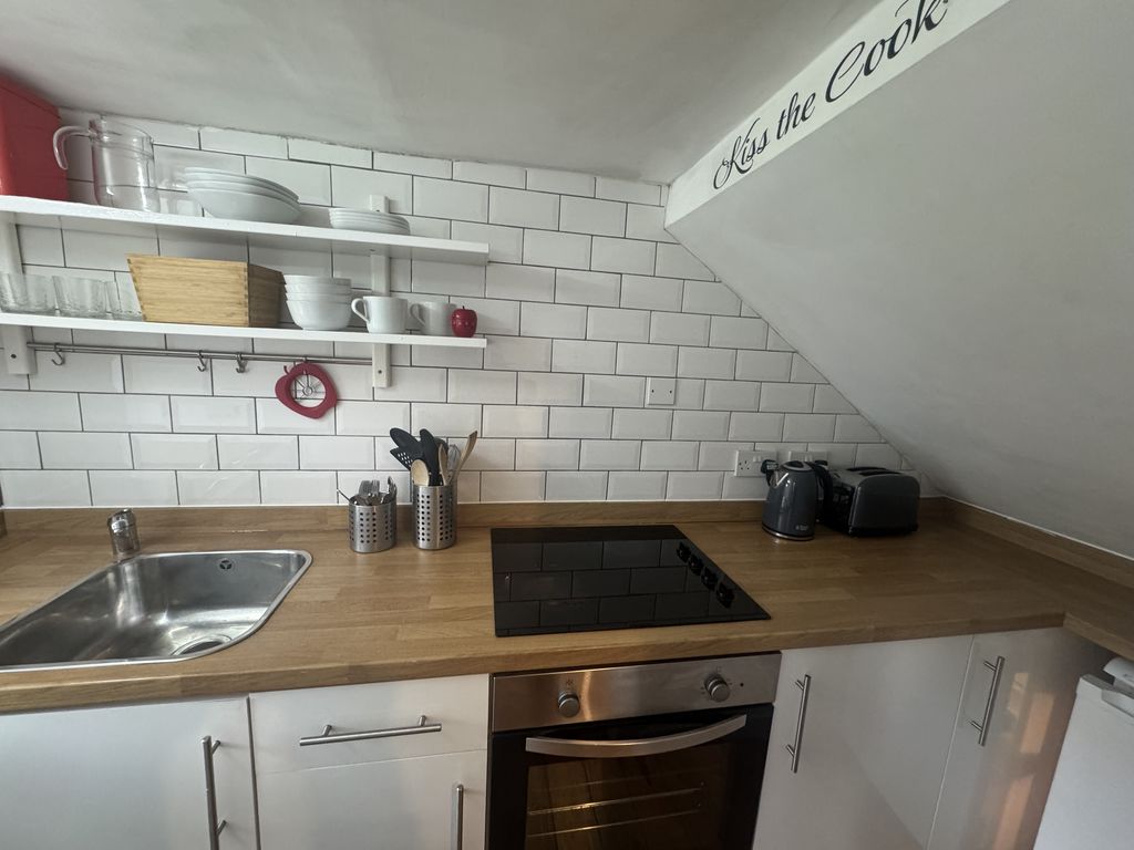 Kennoway Drive Thornwood